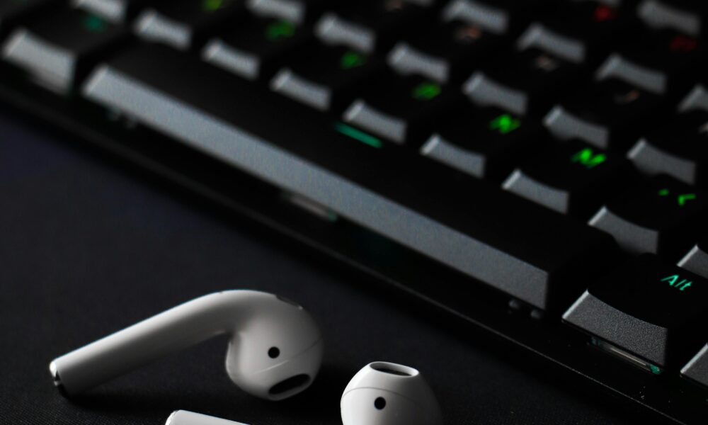 rs 119 wireless earbuds for gaming thespark shop